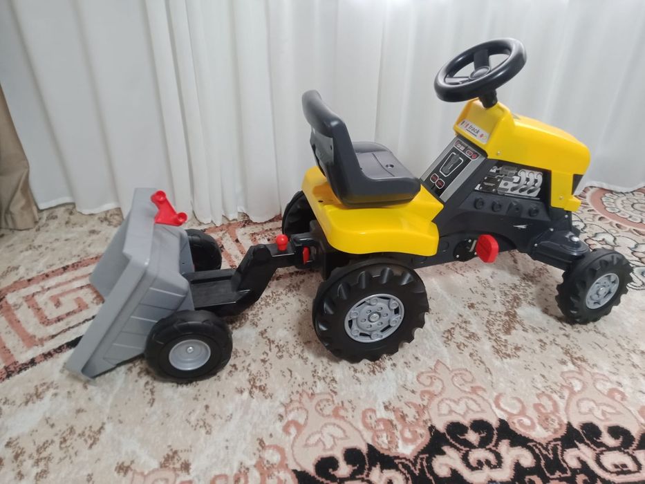Трактор  детский