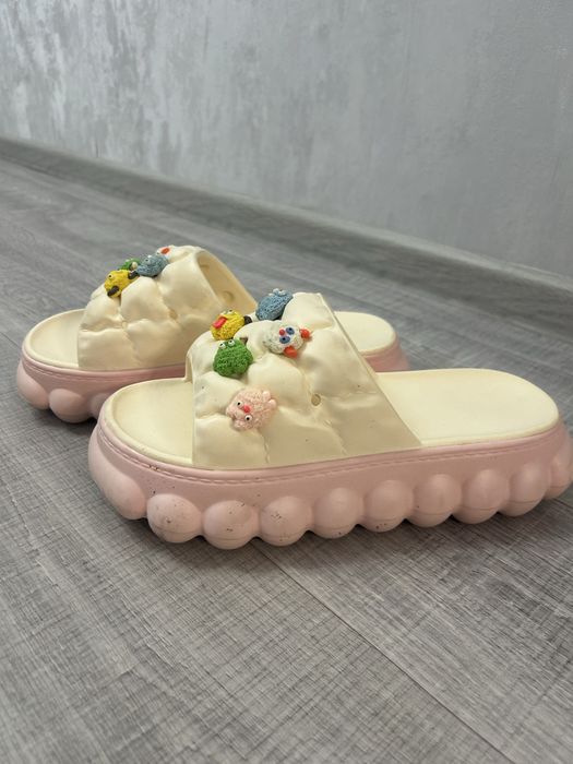 Продам кроксы-шлепки