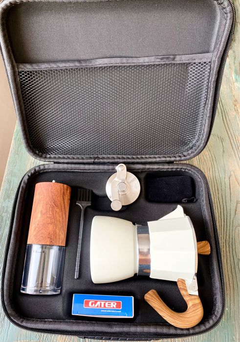 Кофеварка гейзерная подарочный набор