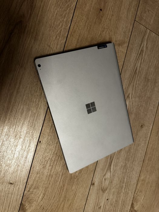 Laptop/tableta Microsoft Surface Book 3 i7 32GB ram 512 ssd