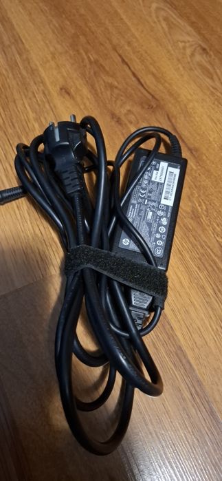 Docking bay Hp slim Incarcator HP