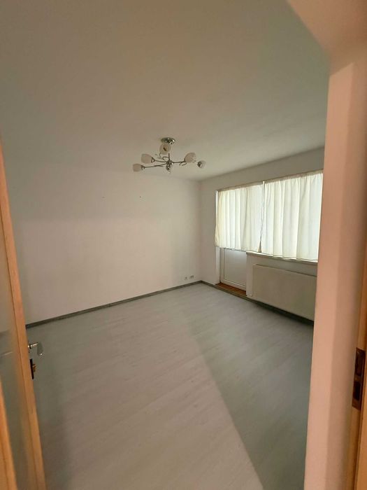 Vanzare apartament 4 camere decomandat + balcon | 79,43 mp | 2 bai | Teius - Rahova, Sector 5, Bucuresti | 127.000 € | Direct proprietar