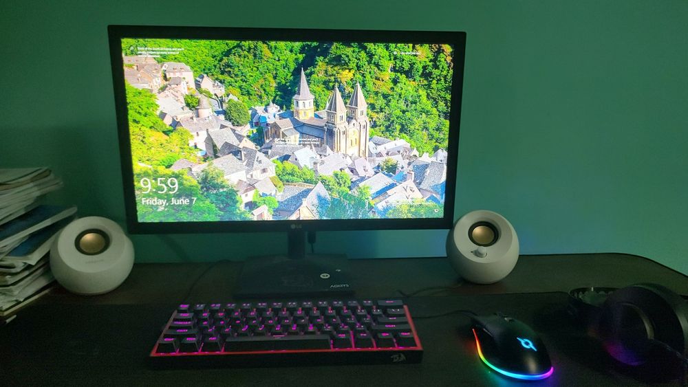 Vând PC Full Setup negociabil Mihail Kogalniceanu • OLX.ro