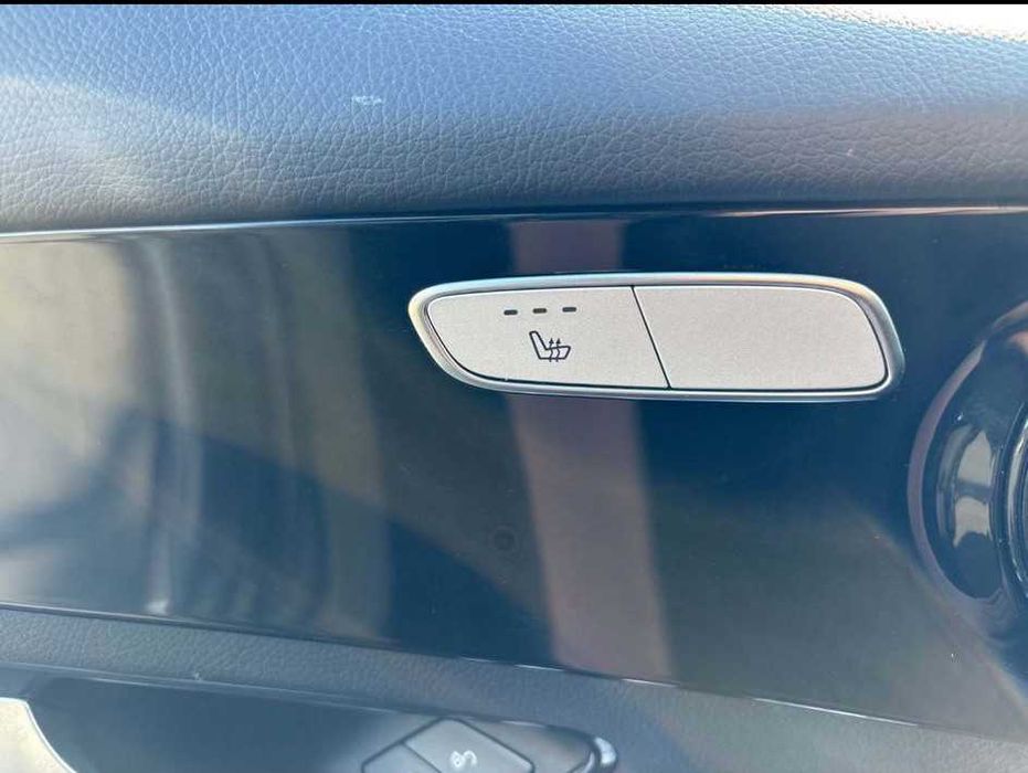 Mercedes-Benz GLC 300 d 4MATIC 2.0 245cp Anul 2022 Km 170.000