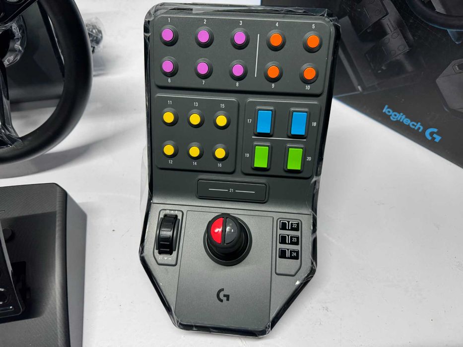 Гейминг комплектът Logitech G Heavy Equipment Bundle