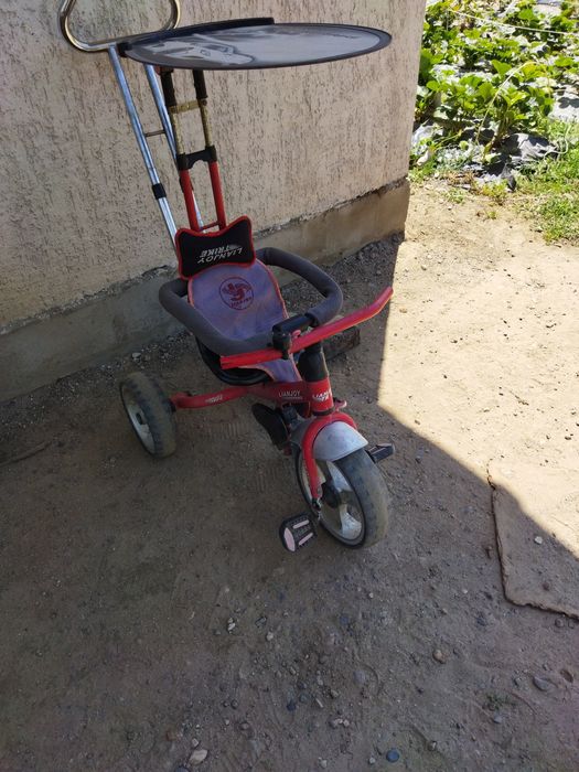 Продаётся трёхколёсный велик