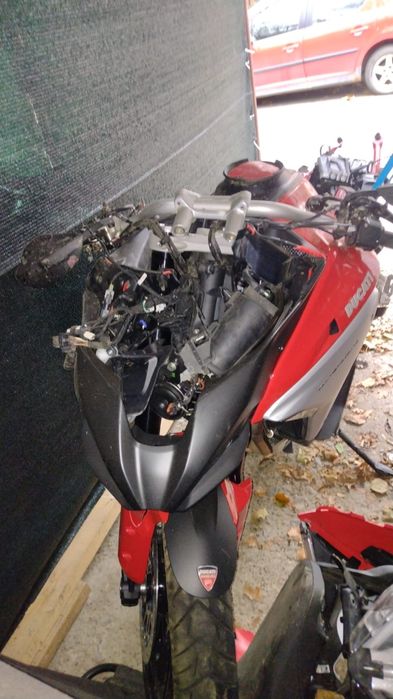 Ducati Multistrada V4 din 2021 6500km -moto accidentata