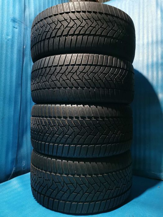 245/40 R19 - 275/35 R19 - dunlop m+s 4 bucati