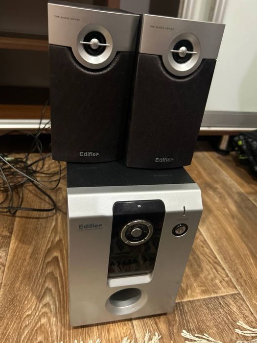 Аудио система 2.1 Edifier