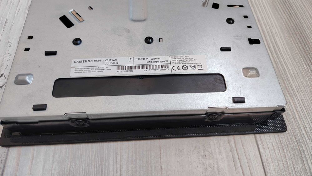 Керамичен индукционен плот с два котлона SAMSUNG C21RJAN 3250W