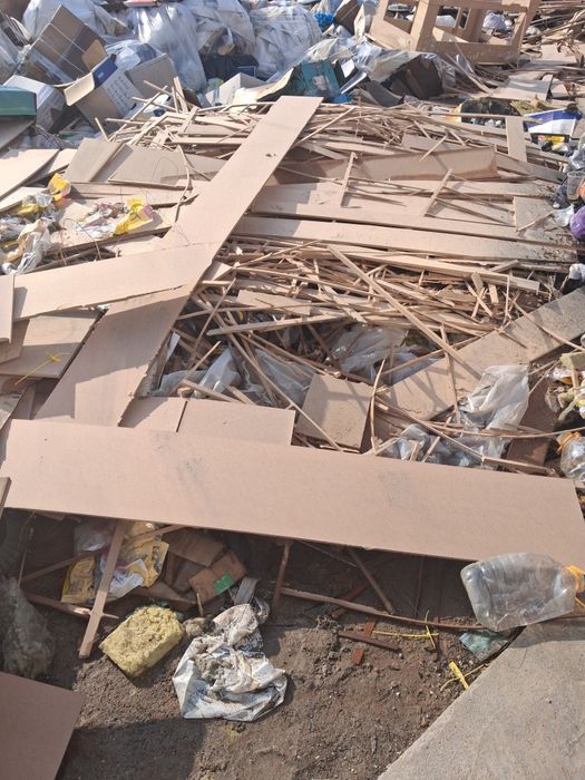 Отдам бесплатно .