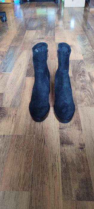 Кожени зимни ботуши