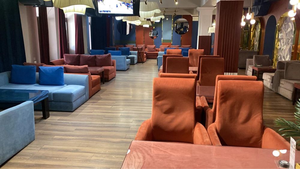 Диваны и столы для заведения