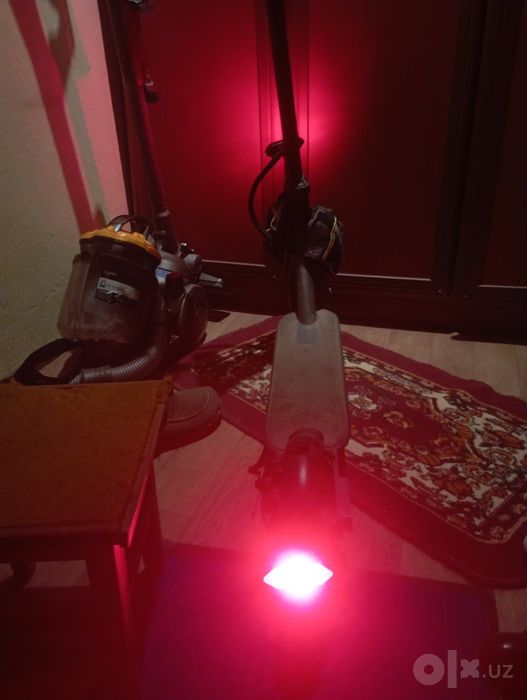 (СРОЧНО) Электросамокат С ПОВОРОТНИКАМИ в комплекте Xiaomi