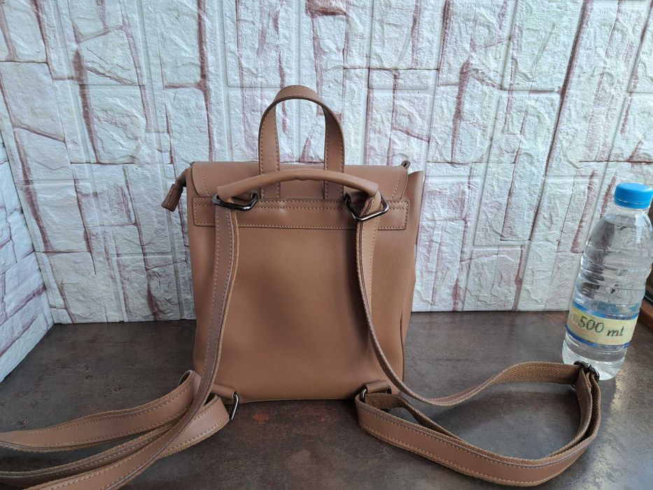 дамска раница малка кожена чанта-естествена кожа