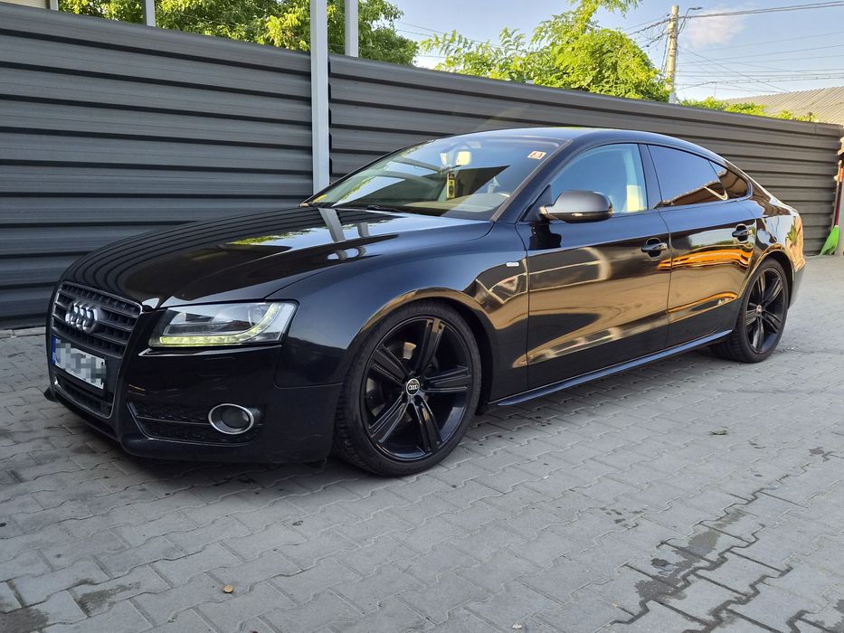 Vând Audi A5 2.0TDI