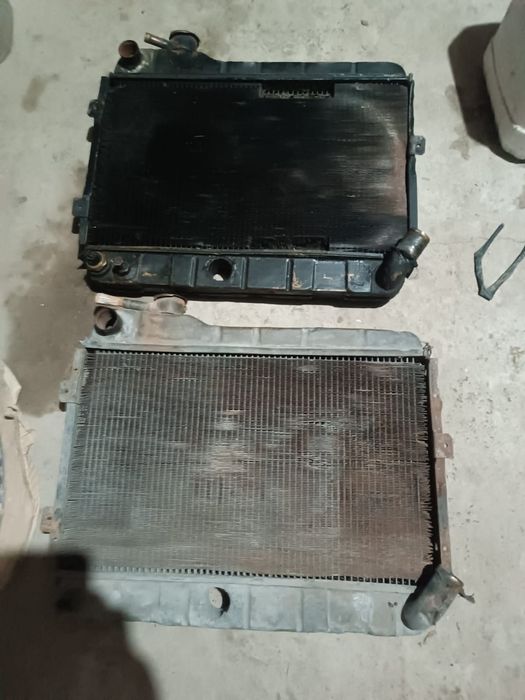 Продам авто радиатор