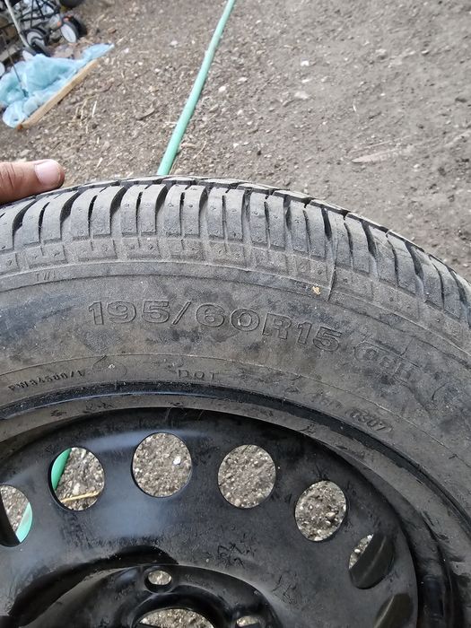 Vand 5 jenti de vara 195/60R15