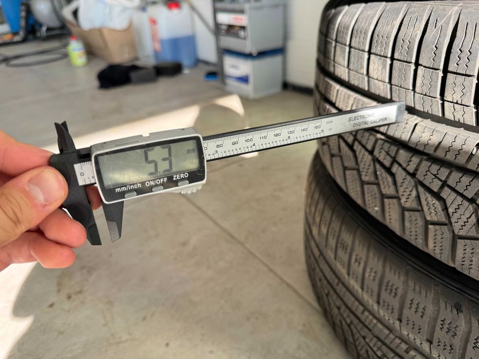Roti iarna Kia 205/60R16