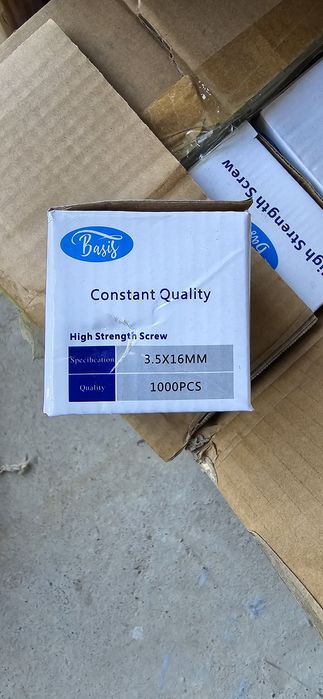 Продаются саморезы