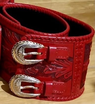 Кожанный комплект из Мексики :дамская сумка,кошелек,ремень-карсет.