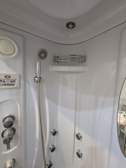 Продам душевую кабину