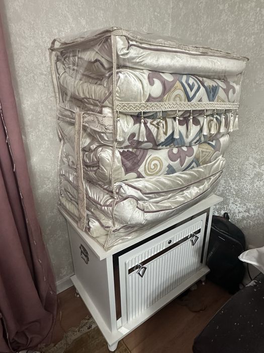 Қыз жасауы, көрпеше, сандық