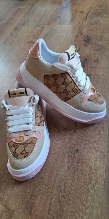 Дамски спортни обувки, маратонки GUCCI