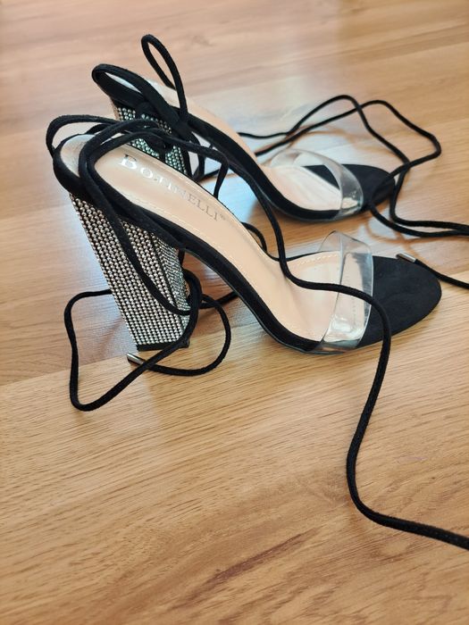 Сандали  на токчета