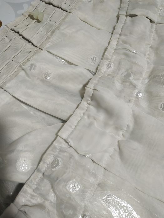 Тюль на окно. См. фото и описание