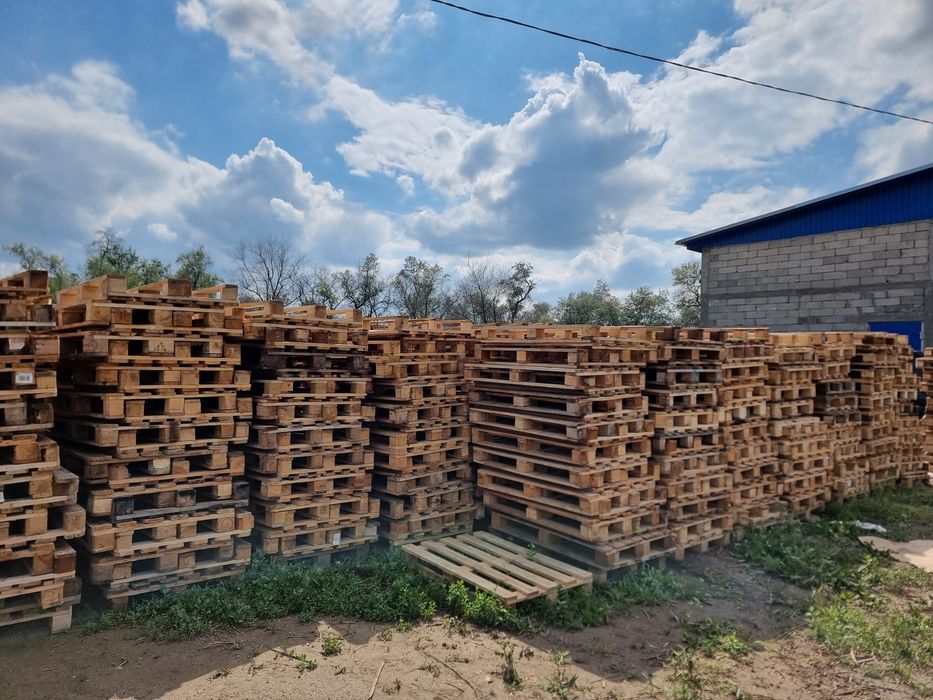 Продам б/у деревянные паллеты (поддоны)