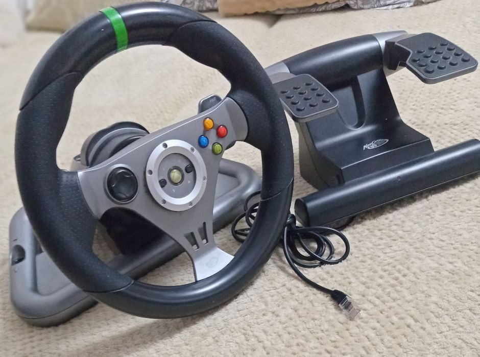 Xbox 360 cu volan  si pedale