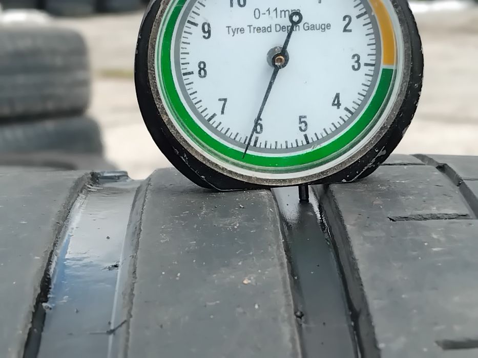 Гуми 285 40 21 Континентал Continental 2 броя - нов внос. Не са нови!