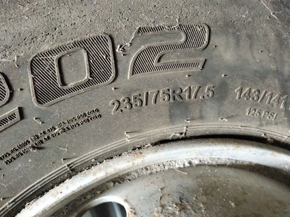 Колеса в сборе 235/75/R17.5