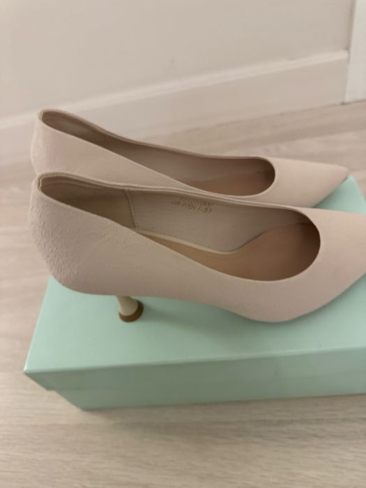 Продам туфли josyn