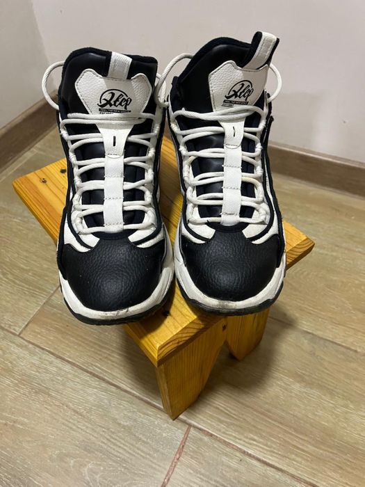 Кроссовки зимние