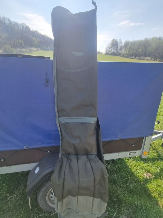 Vând husa Lansete Mivardi New Dynasty, 4 Lansete + 4 Mulinete, 210cm