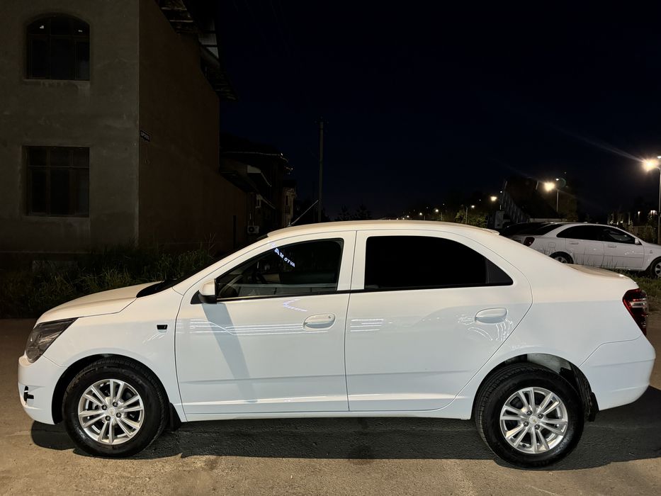 Chevrolet Cobalt 2022 — 4