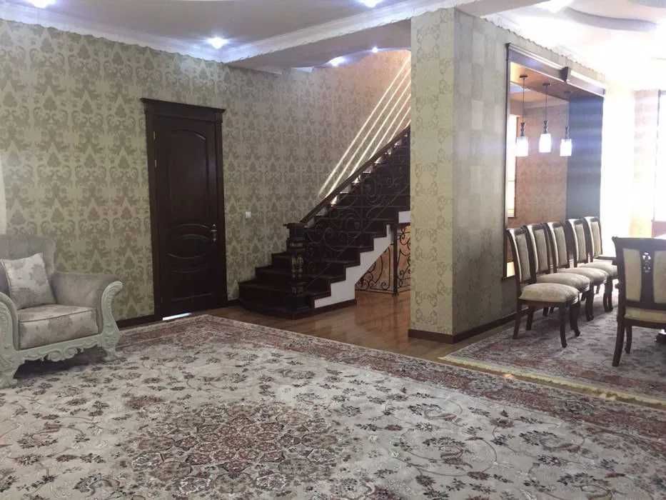 #798 Сдаётся в аренду евродом в престижной махале на Никитина