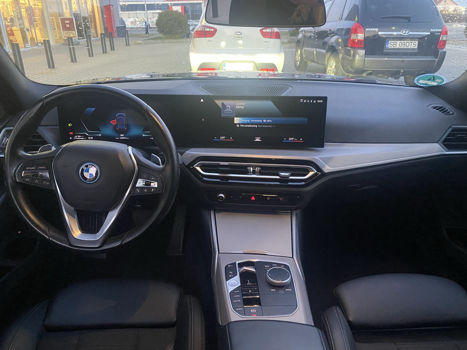 BMW 330e plug in hybrid