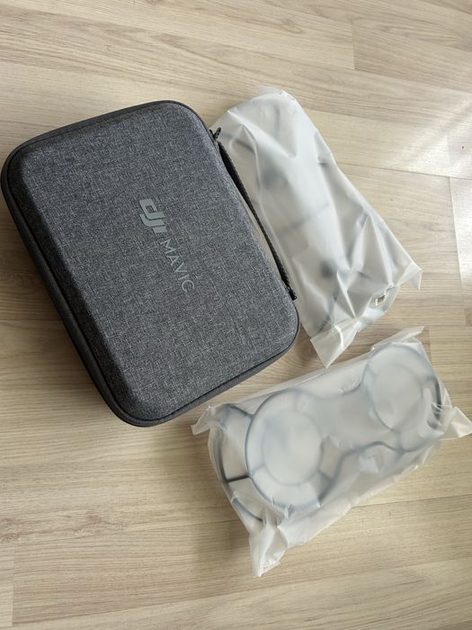 Дрон DJI Mavic Mini Fly More Combo на Празнична цена