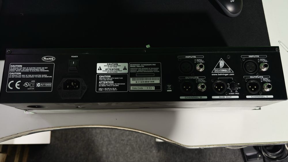 EQ Behringer FBQ3102