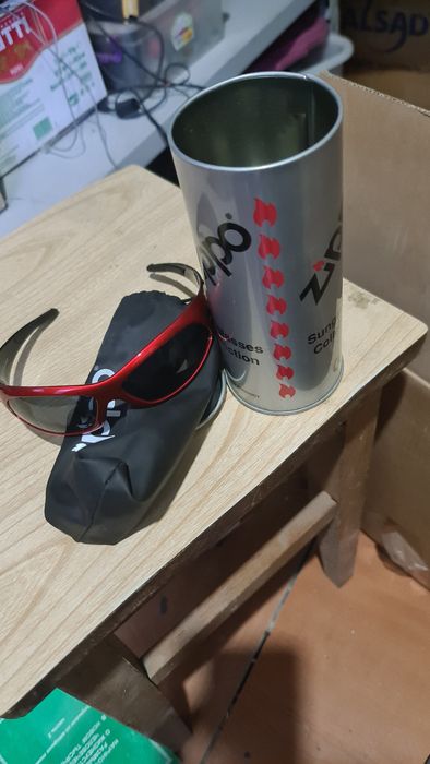 Солнцезащитные очки