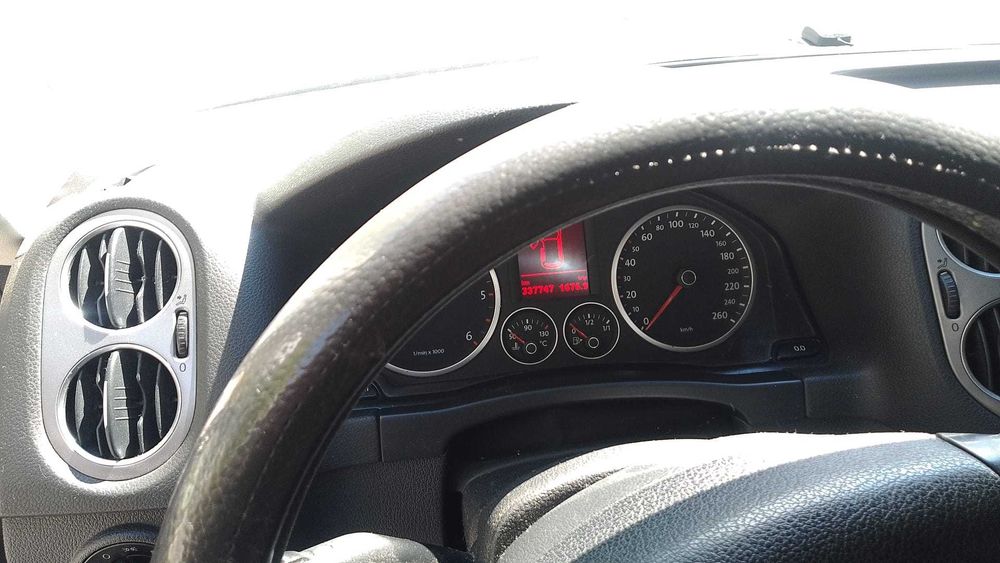 VOLKSWAGEN Tiguan 2008 — imagine 3