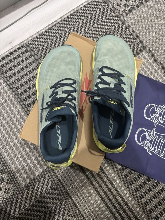 Кроссовки Altra Superior