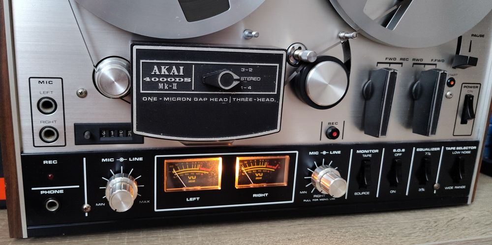 Magnetofon Akai 4000DS mk2