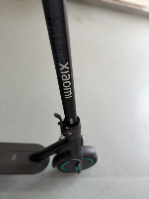 Trotineta electrica Xiaomi Mi Pro2 F1 editia AMG Petronas Mercedes