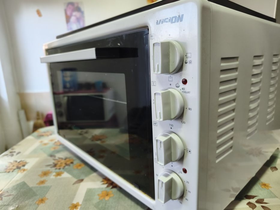 Vând cuptor electric cu plită perfect funcționale!