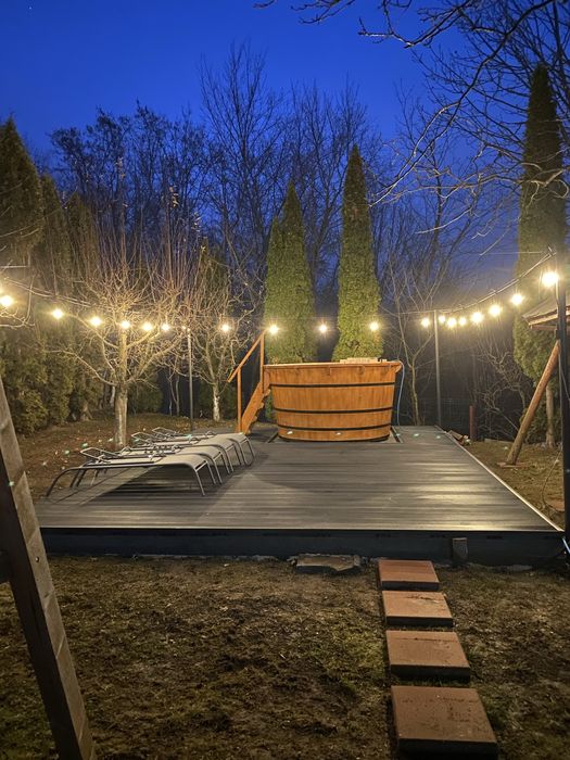 Inchiriez casa de vacanta 10-12 locuri