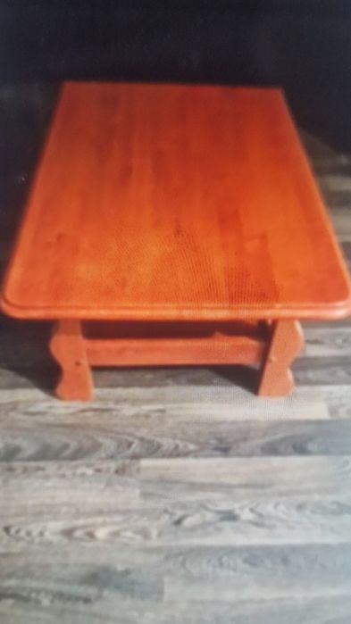 Продам журнальный стол